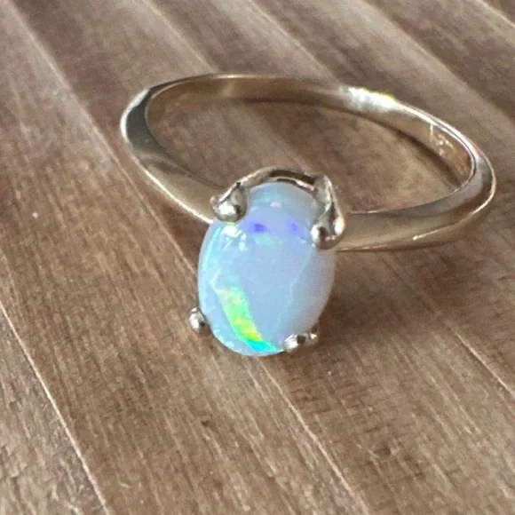 Solid 14k Genuine Natural Australian fire Opal Ring - Picture 6 of 9